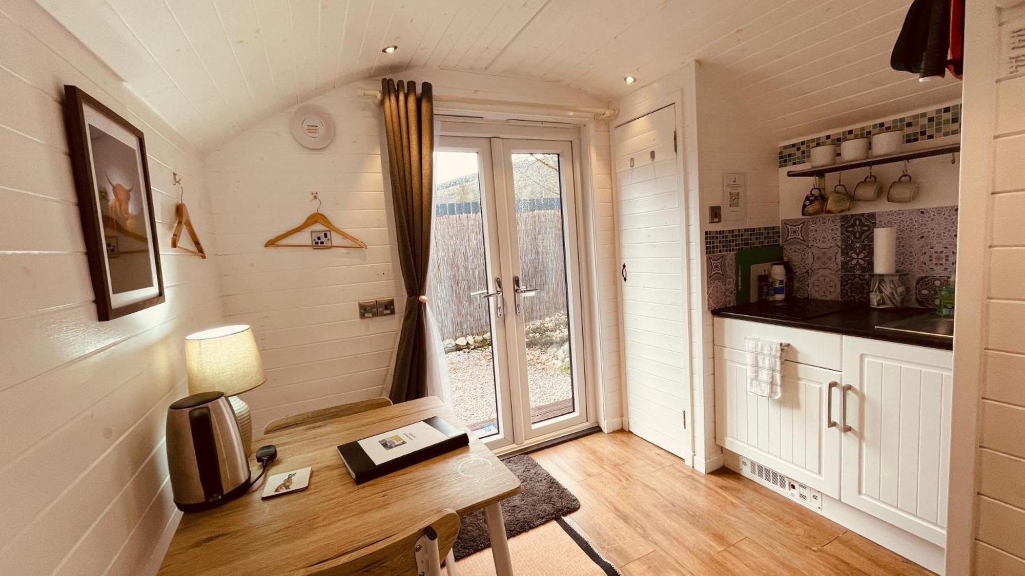 Hideaway Pod Near Loch Ness For A Tranquil Retreat Apartment Lewiston Exterior foto